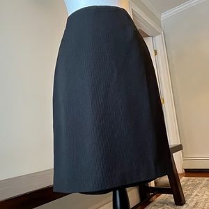 Pinstripe NWOT Elie Tahari pencil skirt!